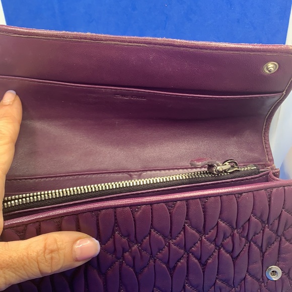Authentic Miu Miu matelasse leather wallet